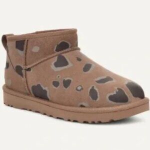 UGG Womens Classic Ultra Mini Super Trendy Print Size 7